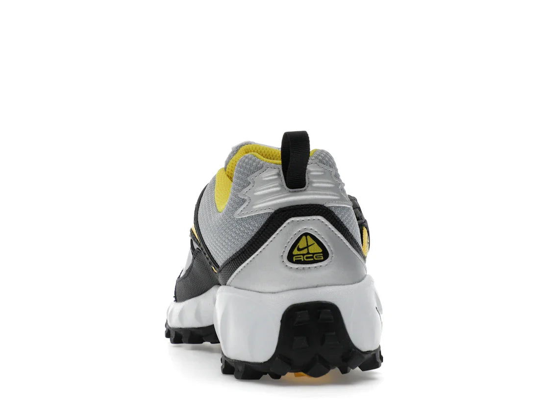 Nike ACG Phassad Yellow Zest Metallic Silver