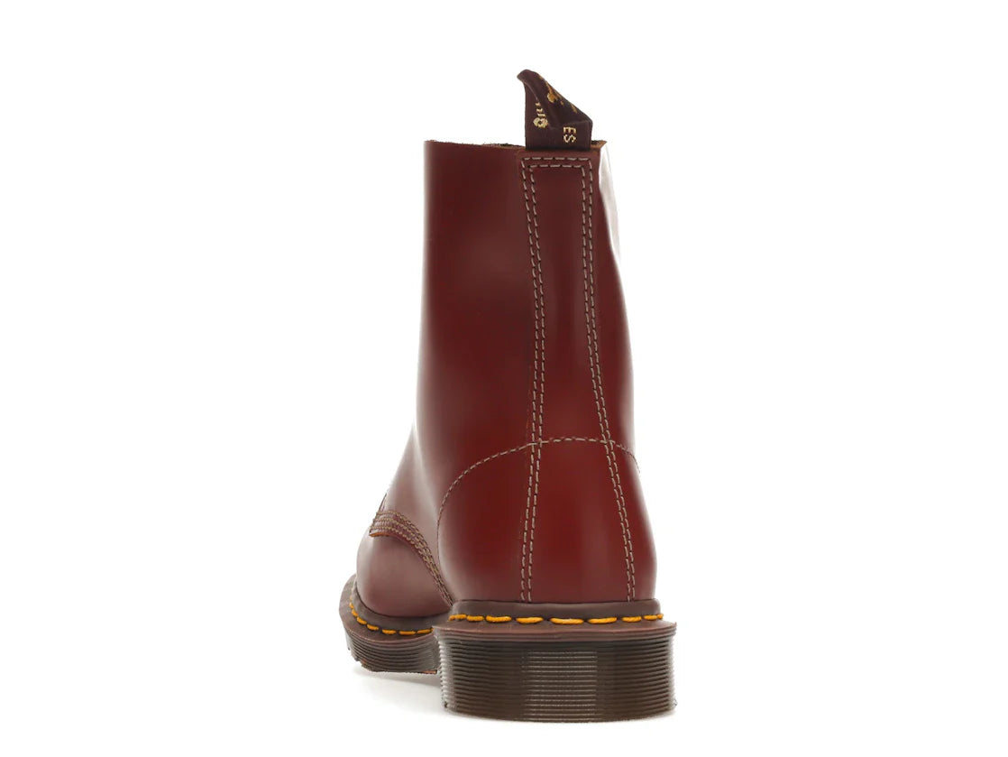 Dr. Martens 1460 Vintage Schnürstiefel, hergestellt in England, oxbloodfarben, Quilon