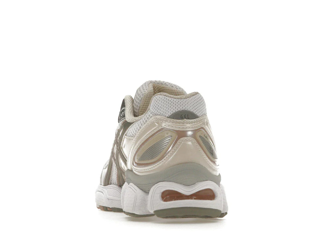 ASICS Gel-Nimbus 9 White Oatmeal (Damen)