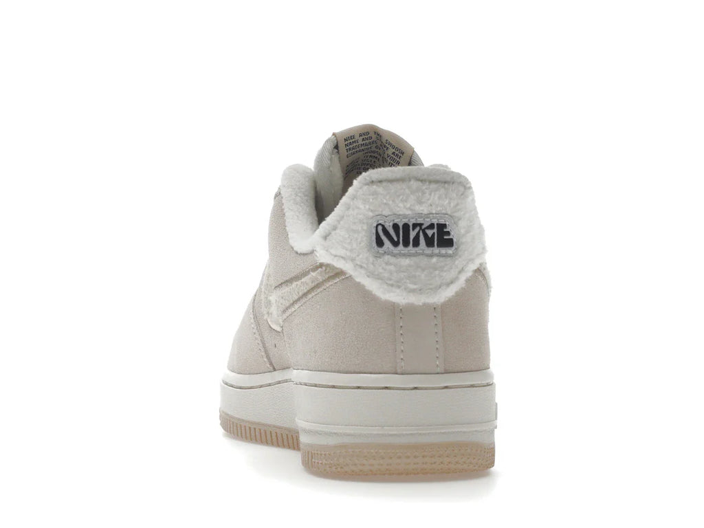 Nike Air Force 1 Low '07 SE Sanddrift Gum Fleece (Damen)