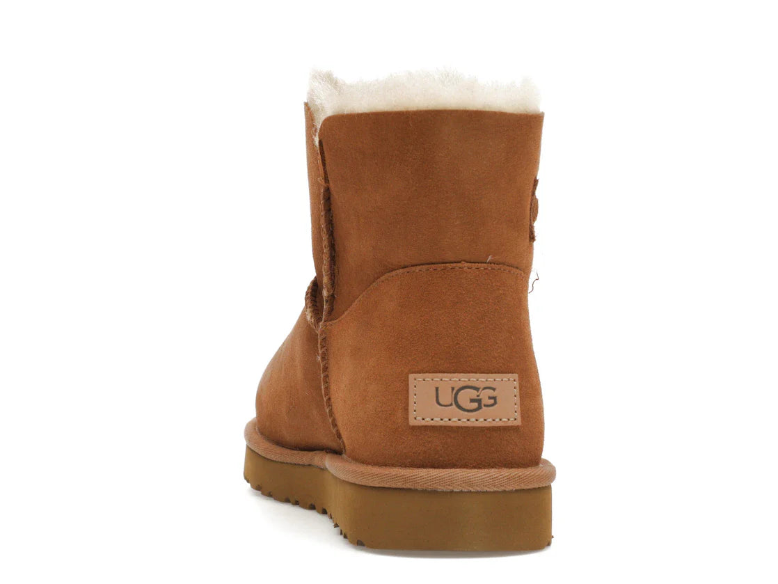 UGG Mini Bailey Button II Kastanie (Damen)