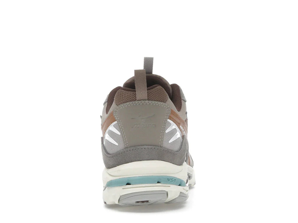 Mizuno Wave Rider 10 Fossil White Thrush