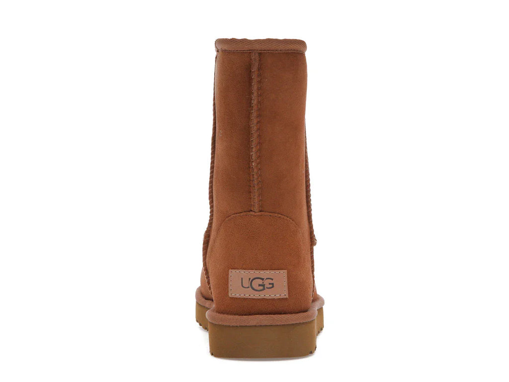 UGG Classic Short II Stiefel Kastanie (Damen)