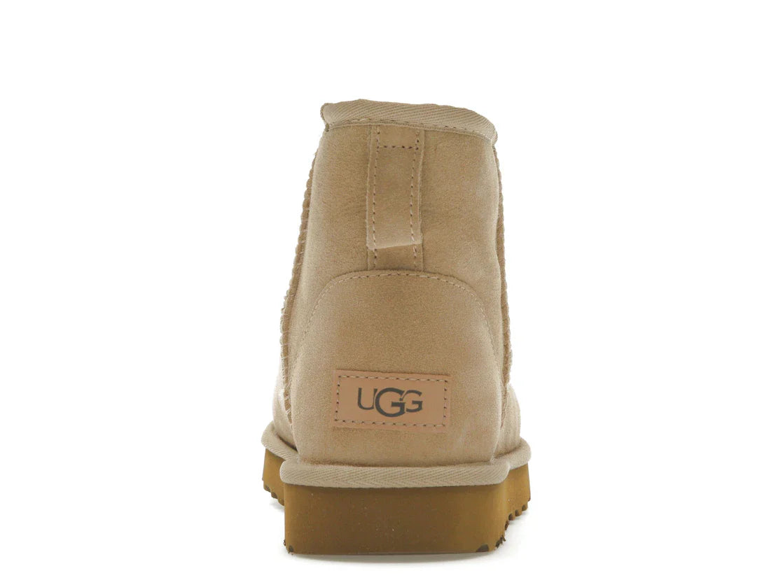 UGG Classic Mini II Stiefel Sand (Damen)
