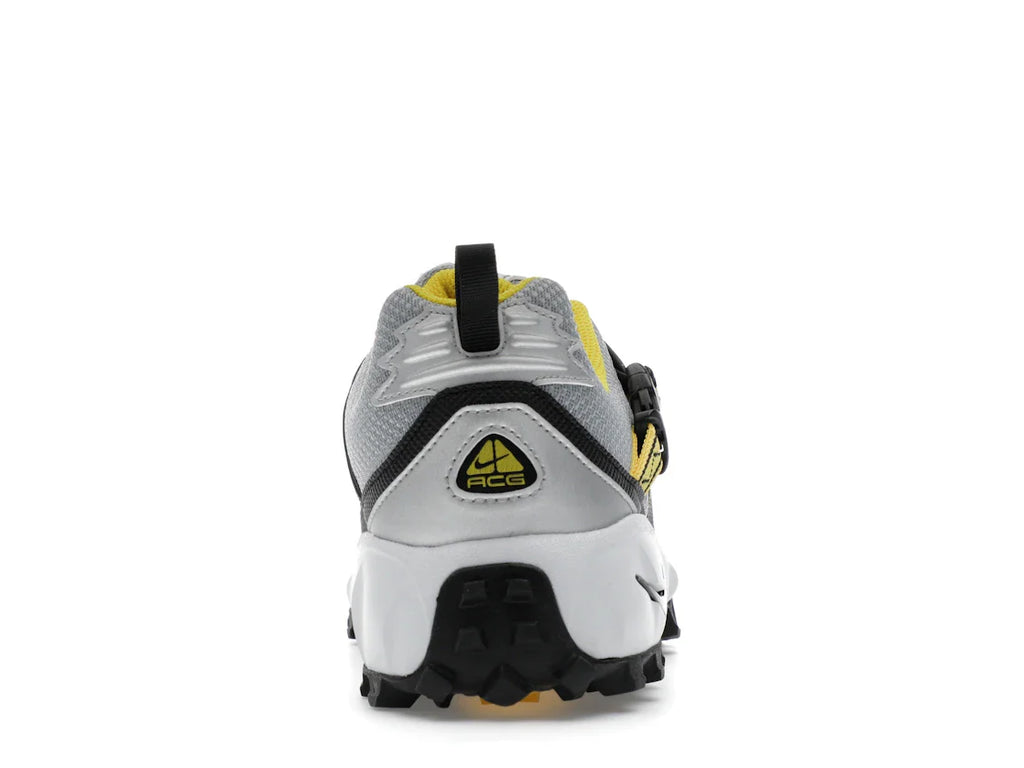 Nike ACG Phassad Yellow Zest Metallic Silver