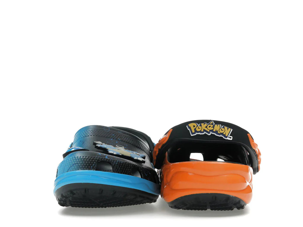 Crocs Classic Clog Pokémon Glurak gegen Turtok