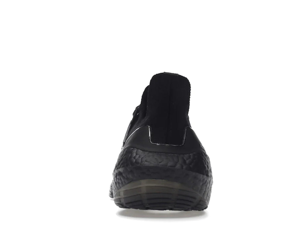 adidas Ultra Boost 22 Triple Black