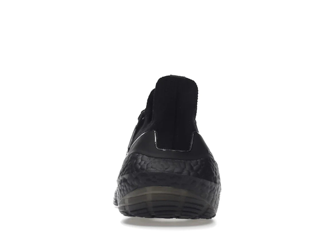 adidas Ultra Boost 22 Triple Black