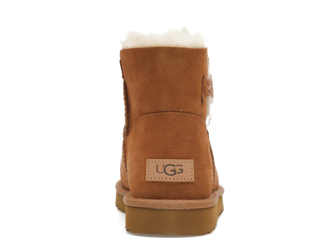 UGG Mini Bailey Button II Kastanie (Damen)