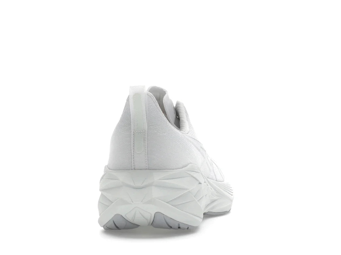 ASICS Novablast 4 Weiß Hellmint