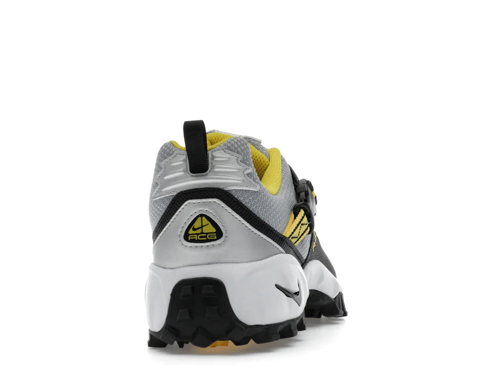 Nike ACG Phassad Yellow Zest Metallic Silver