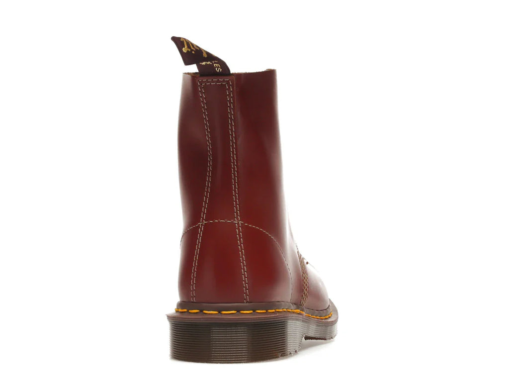 Dr. Martens 1460 Vintage Schnürstiefel, hergestellt in England, oxbloodfarben, Quilon