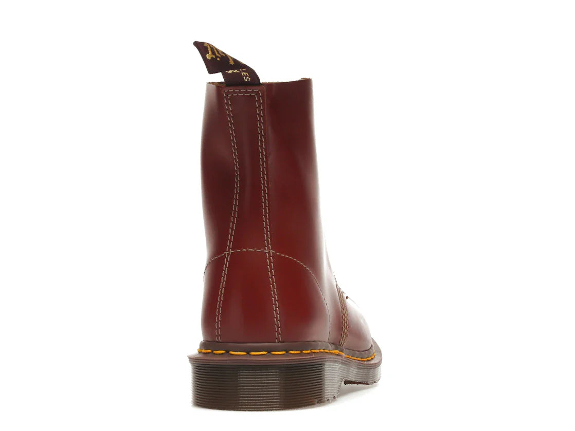 Dr. Martens 1460 Vintage Schnürstiefel, hergestellt in England, oxbloodfarben, Quilon