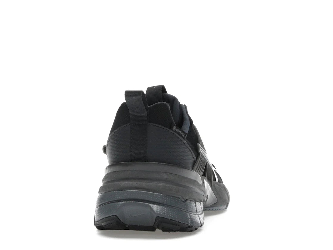 Nike V2K Run Gore-Tex Schwarz Eisengrau