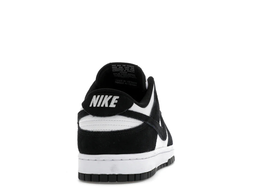 Nike Dunk Low Retro SE Suede Panda