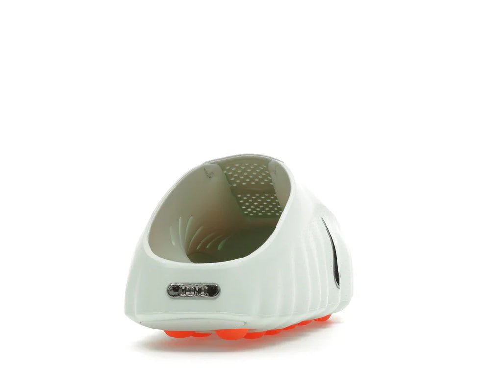 Nike Mind 001 Barely Green Hyper Crimson Black Chrome (Damen)