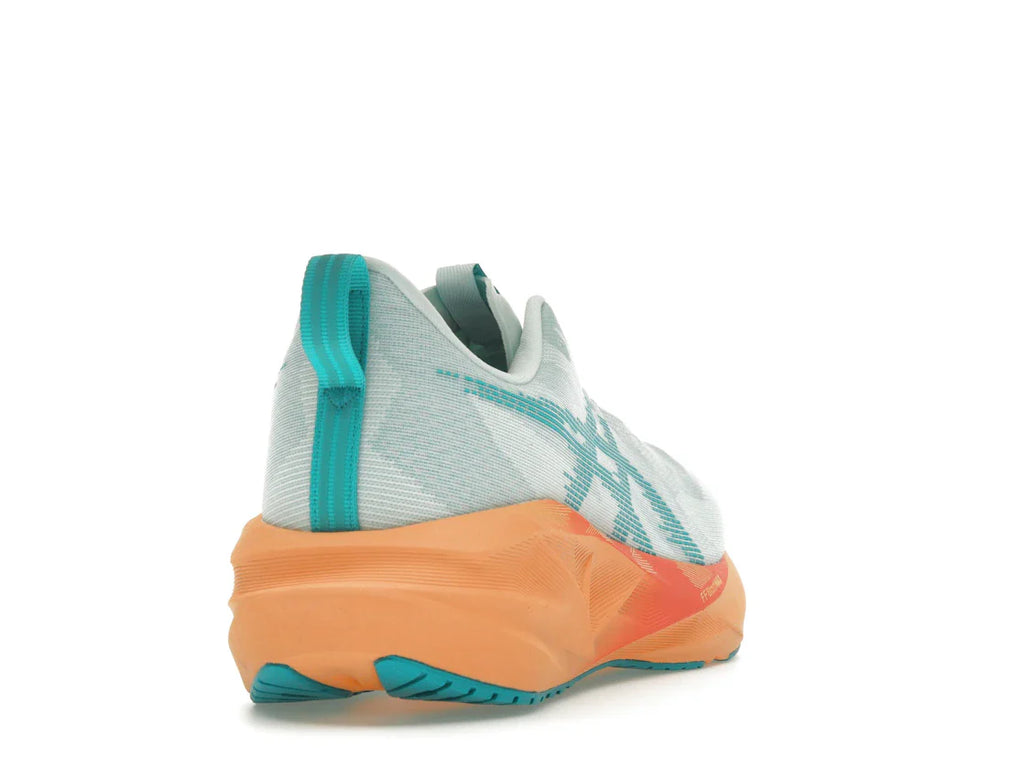 ASICS Novablast 5 Beruhigende Meereswellen-Türkis-Orange