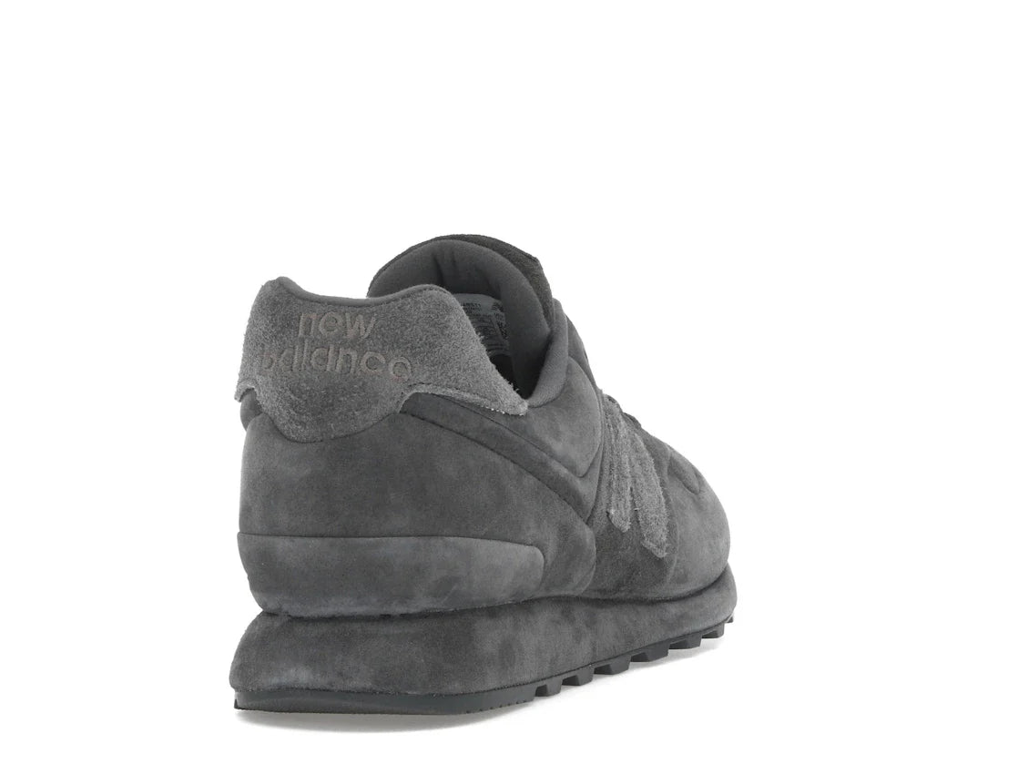 New Balance 574 Legacy Stone Island Ghost Dunkelgrau