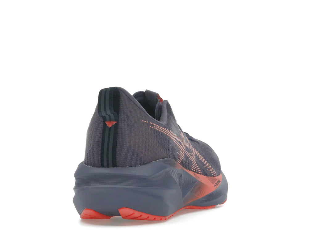 ASICS Novablast 5 Grauviolett Korallenriff