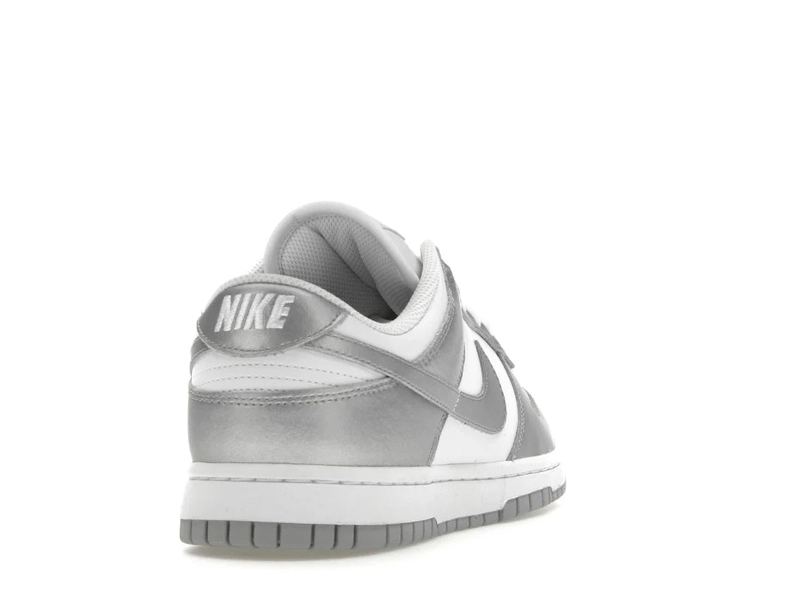 Nike Dunk Low Metallic Silver (Damen)