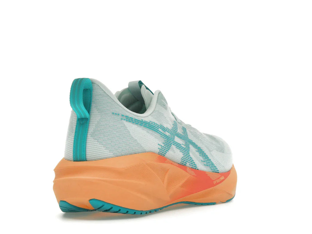 ASICS Novablast 5 Beruhigende Meereswellen-Türkis-Orange