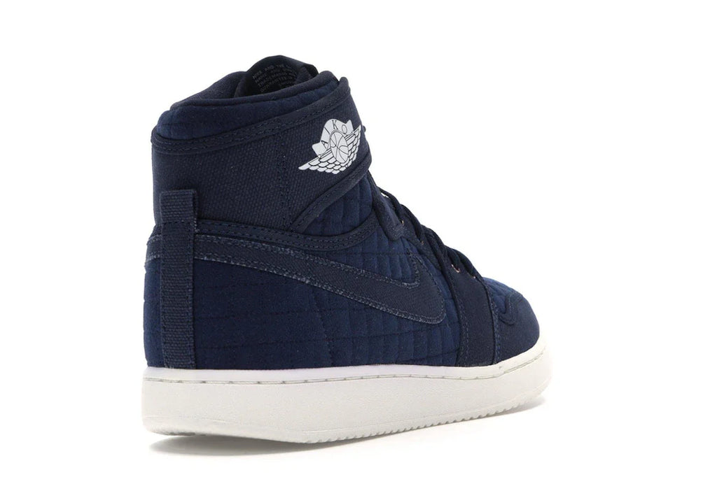 Jordan 1 Retro AJKO Blau Gesteppt