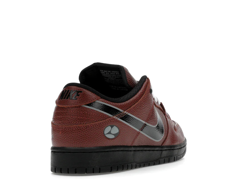 Nike SB Dunk Low Limousine Skateboards