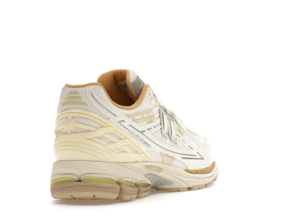 New Balance 1906R Lunar New Year Weiß