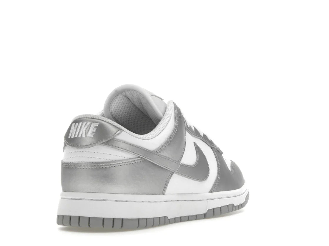 Nike Dunk Low Metallic Silver (Damen)