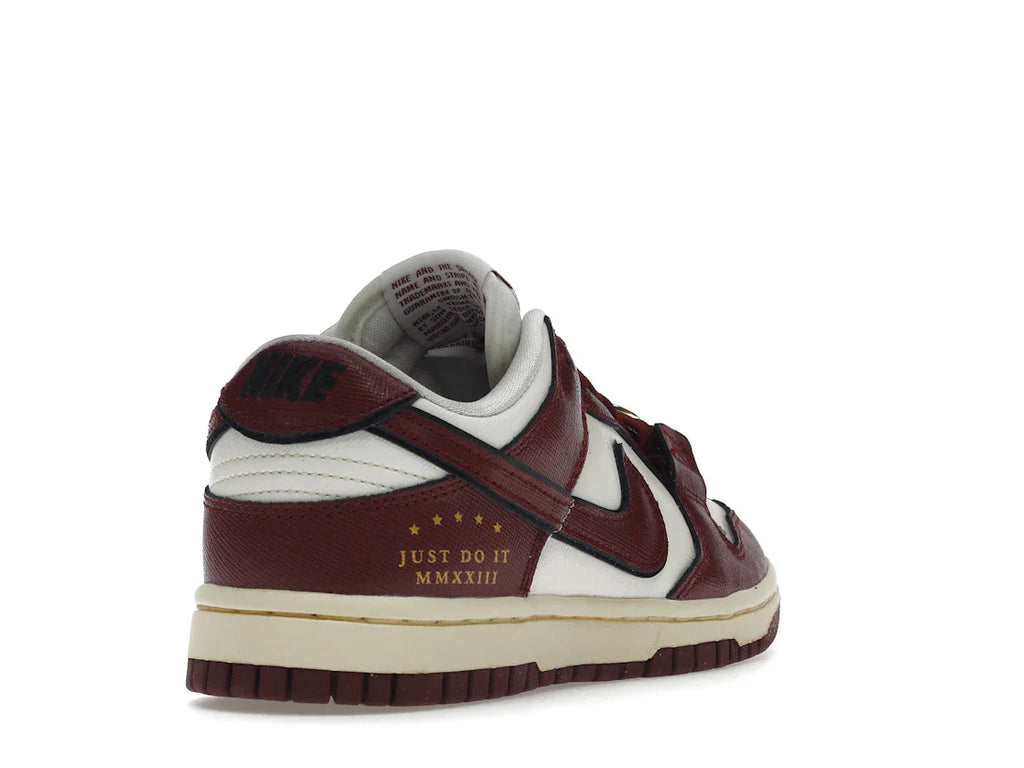 Nike Dunk Low SE Sisterhood Sail Team Red (Damen)