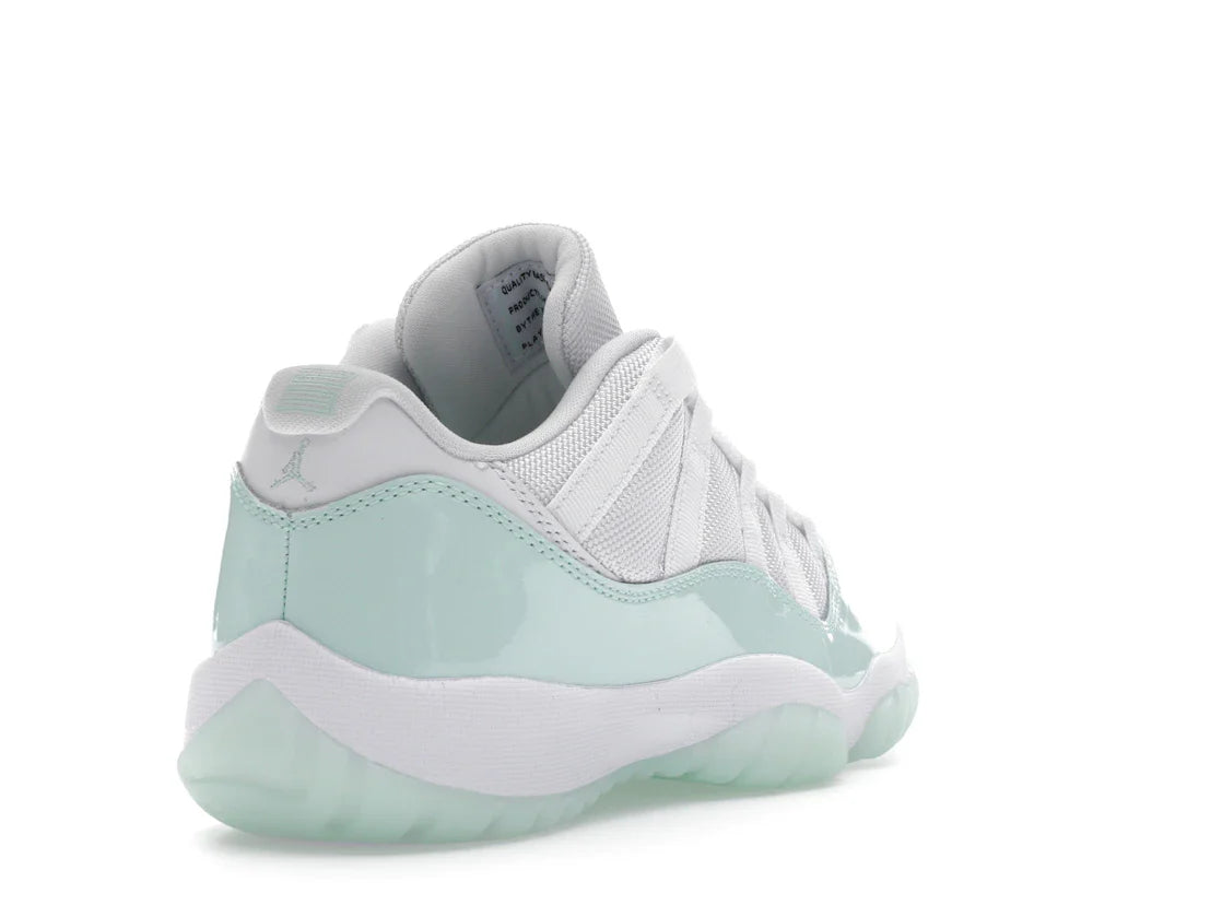 Jordan 11 Retro Low Igloo (Damen)