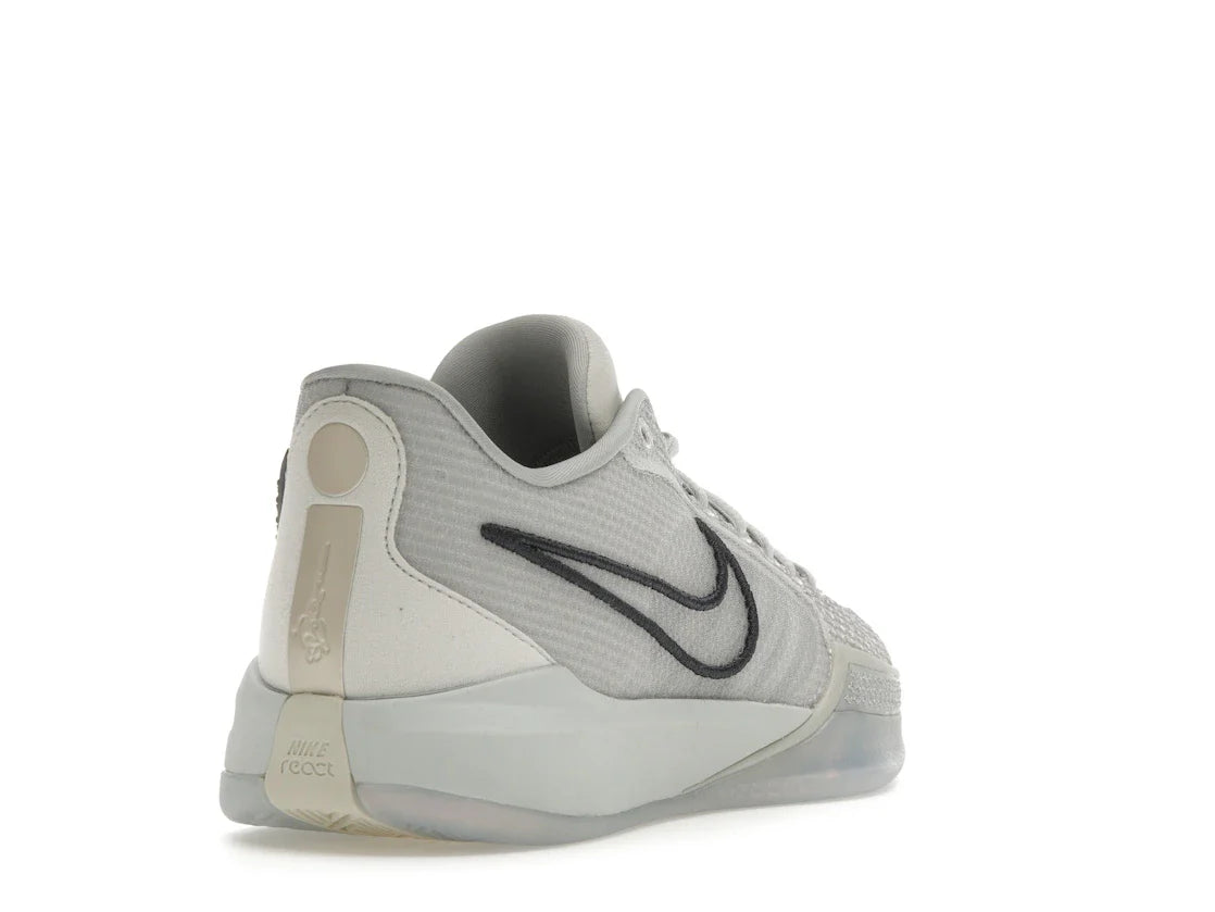 Nike Sabrina 1 Ionic Photon Dust (Damen)