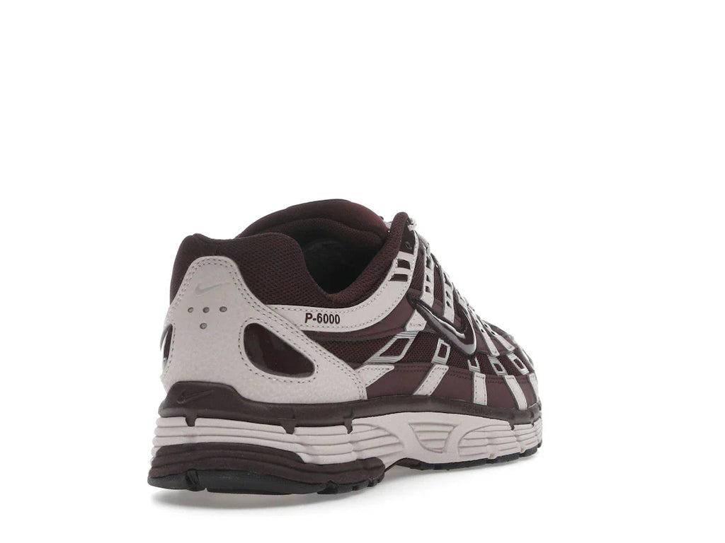 Nike P-6000 Silt Red Burgundy Crush (Damen)