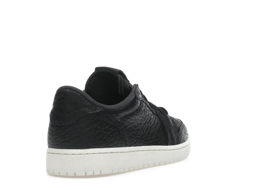 Jordan 1 Retro Low Swooshless Schwarz (2025)