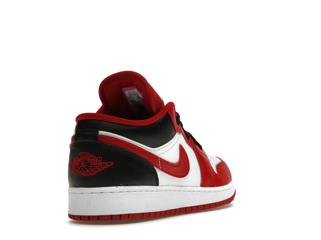 Jordan 1 Low Bulls (GS)