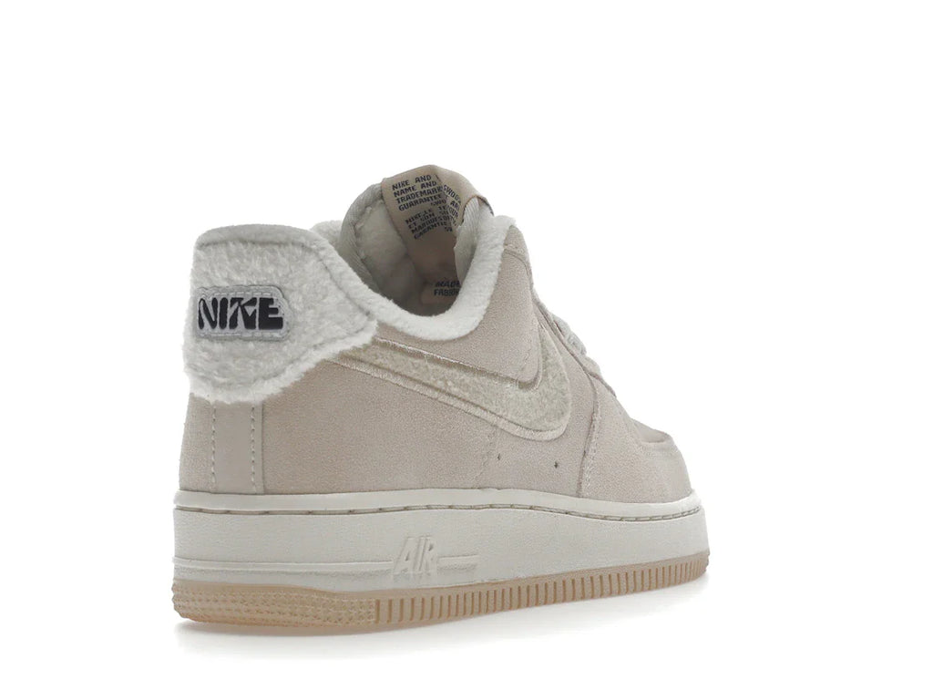 Nike Air Force 1 Low '07 SE Sanddrift Gum Fleece (Damen)