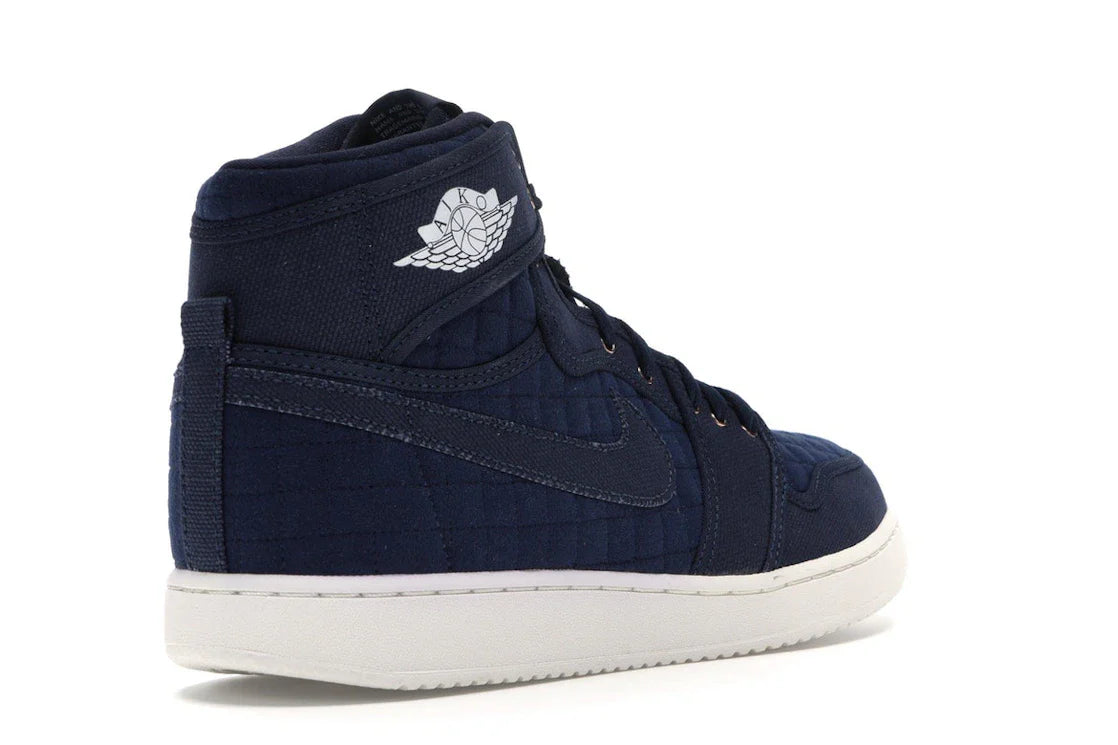 Jordan 1 Retro AJKO Blau Gesteppt