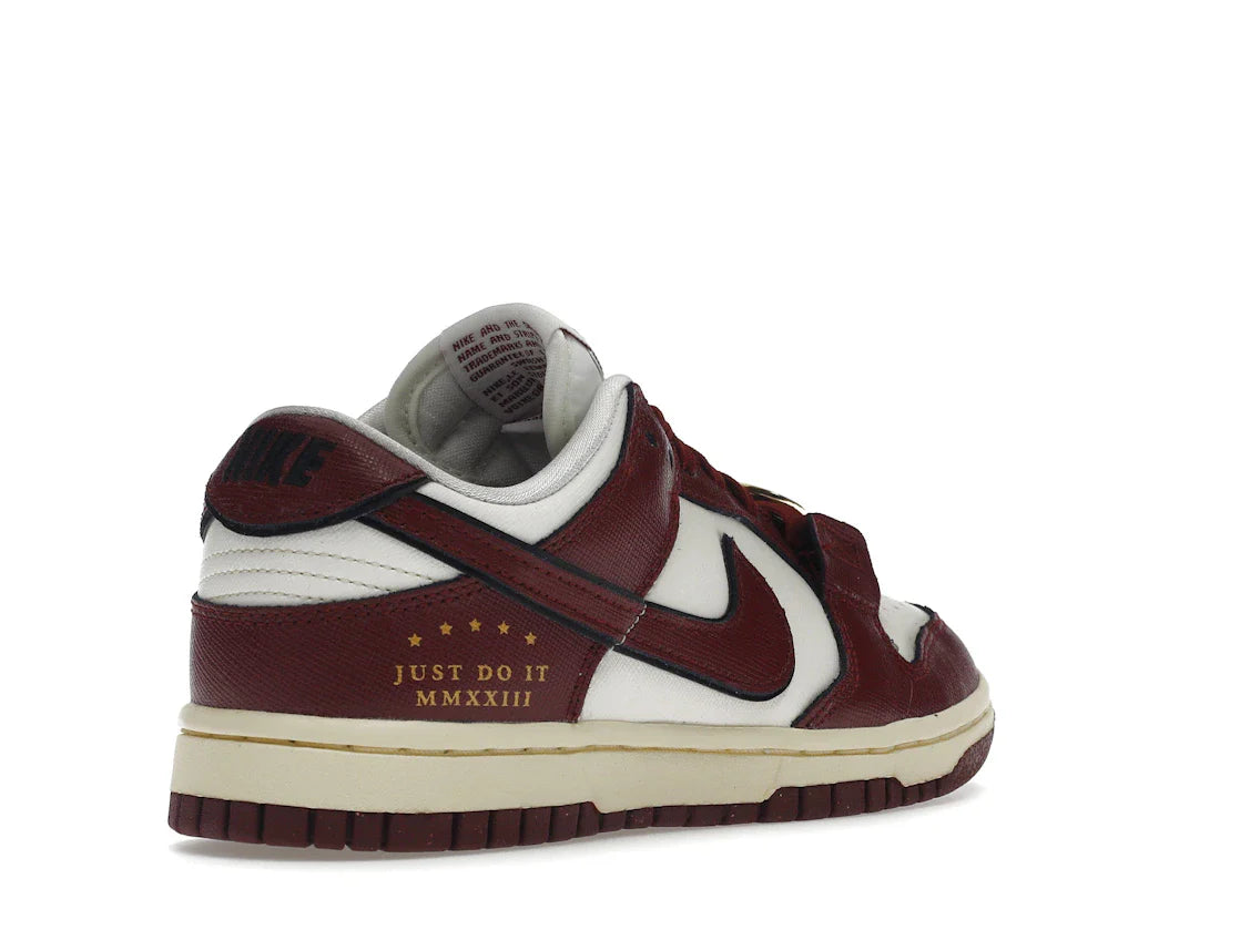 Nike Dunk Low SE Sisterhood Sail Team Red (Damen)
