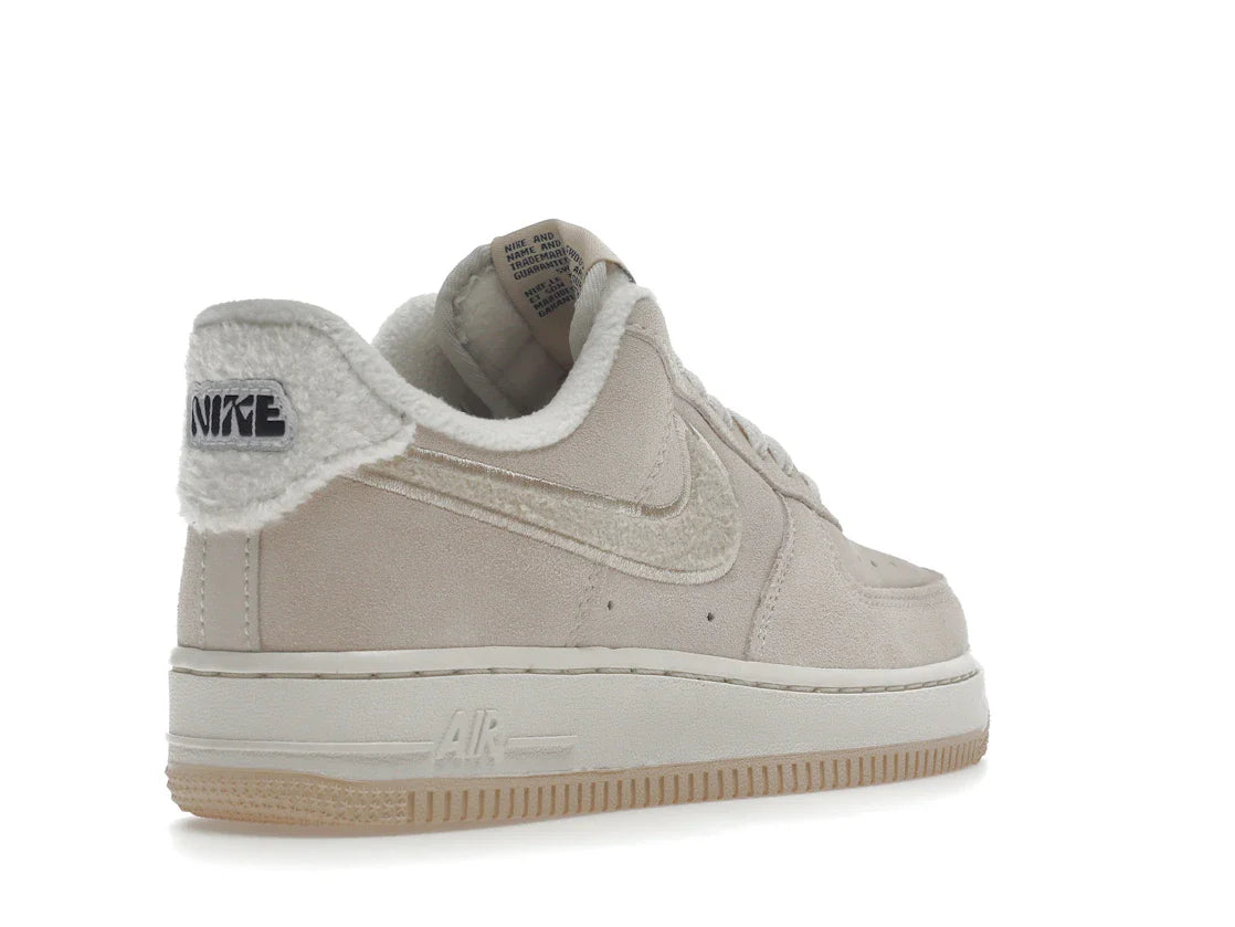 Nike Air Force 1 Low '07 SE Sanddrift Gum Fleece (Damen)