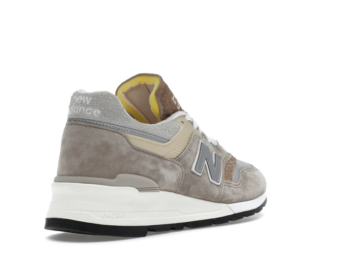 New Balance 997 MiUSA Light Mushroom Mirage Gray