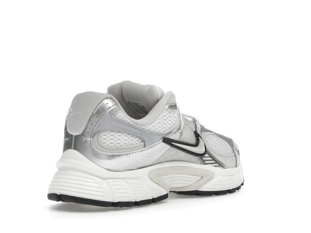 Nike V5 RNR Sail Light Orewood Brown (Damen)
