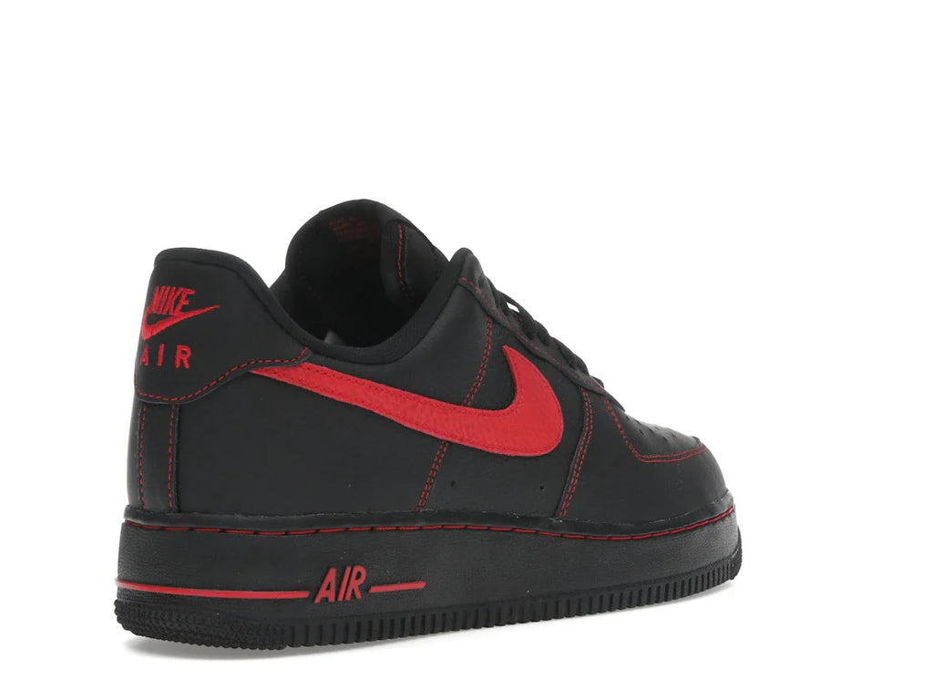 Nike Air Force 1 Low '07 LV8 Bred