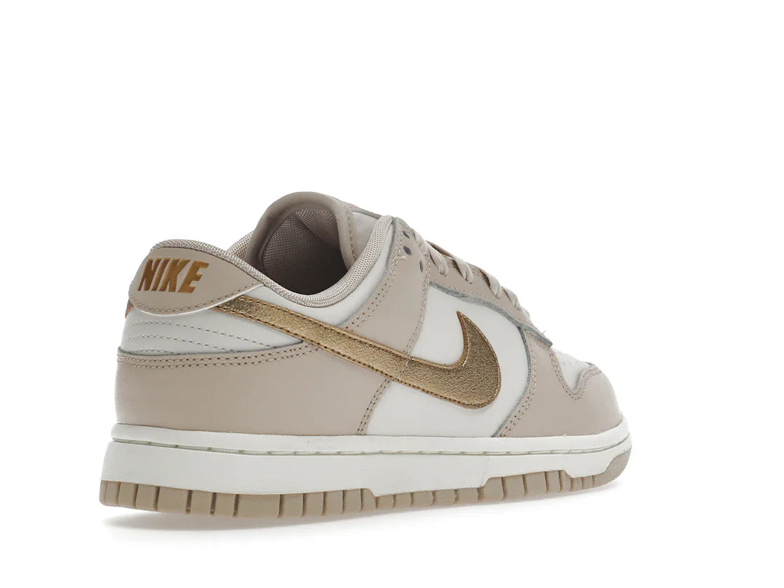 Nike Dunk Low Phantom Metallic Gold (Damen)
