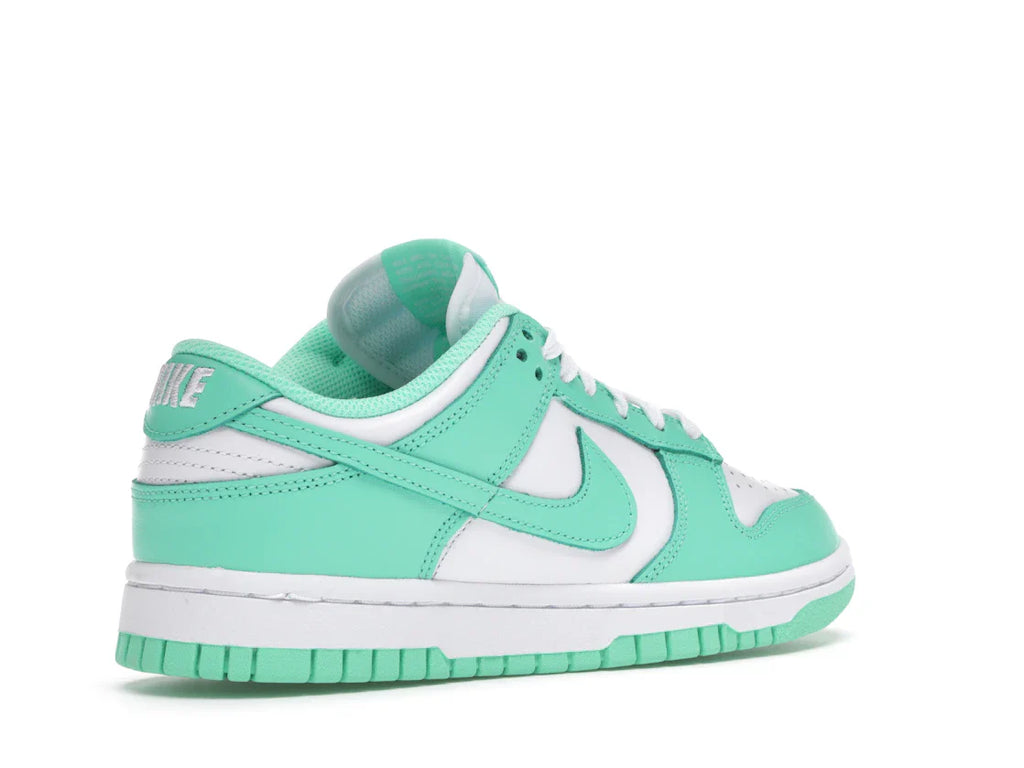 Nike Dunk Low Green Glow (Damen)