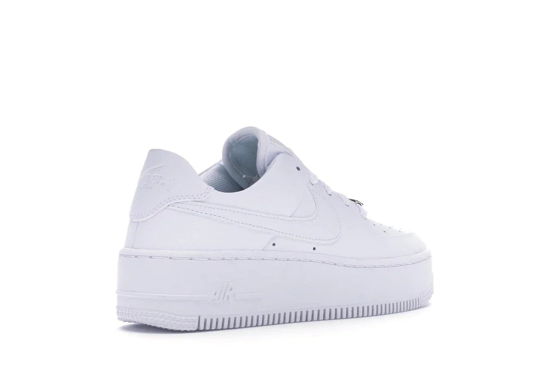 Nike Air Force 1 Sage Low Triple White (Damen)