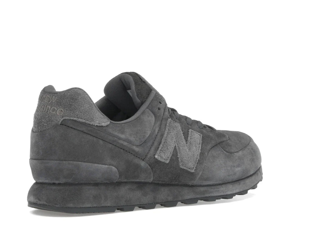 New Balance 574 Legacy Stone Island Ghost Dunkelgrau