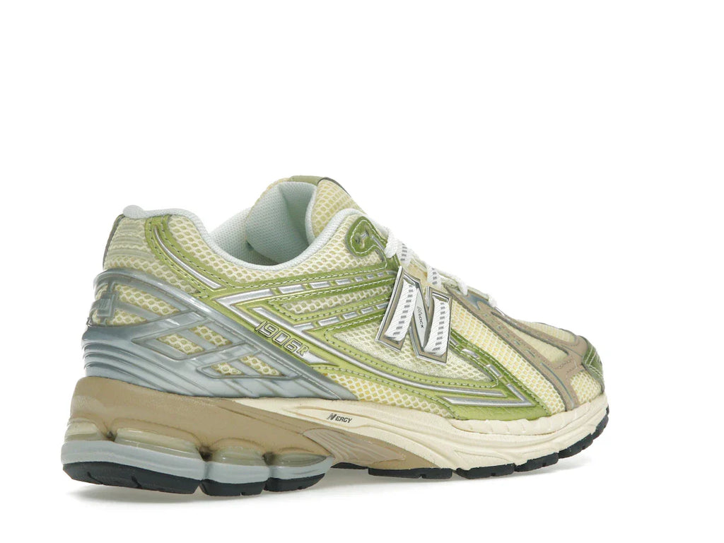 New Balance 1906R Gelbes Pergament