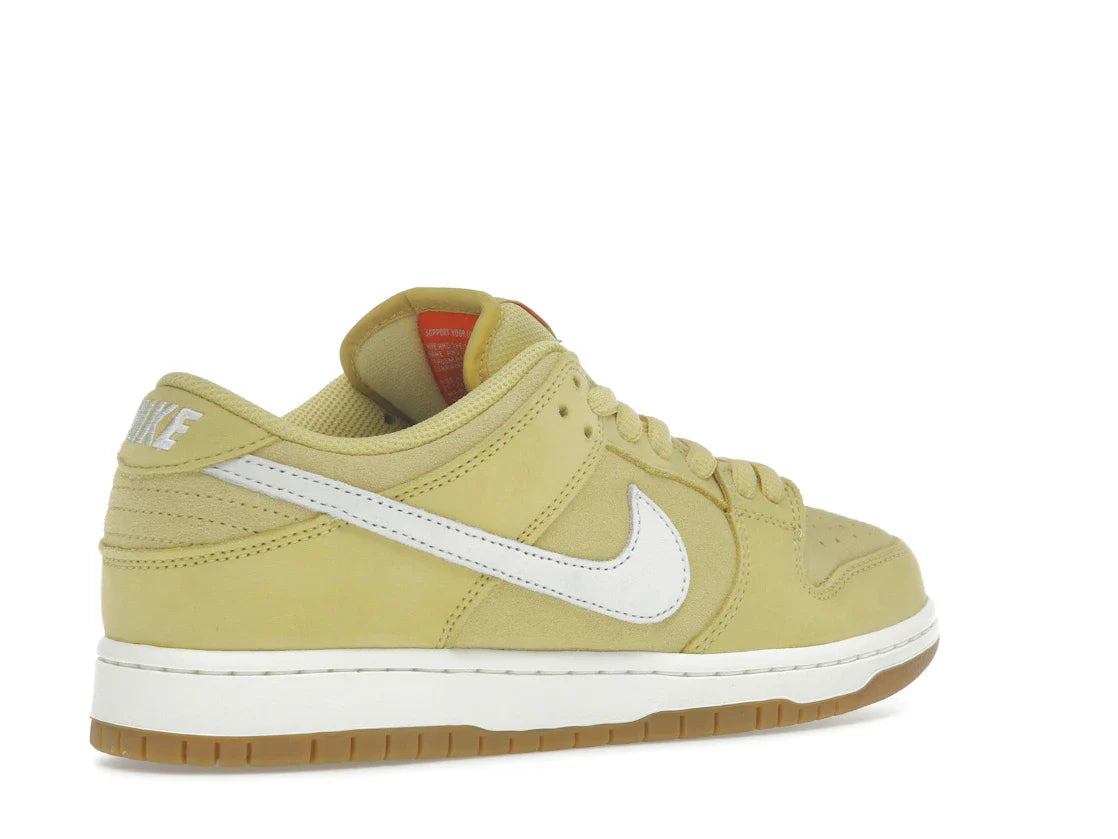 Nike SB Dunk Low Saturn Gold