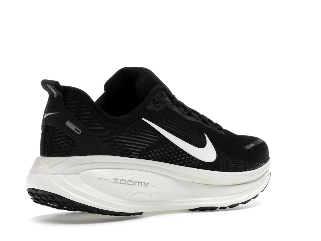 Nike Vomero 18 Schwarz, Kokosmilch, Hellgrau, Weiß