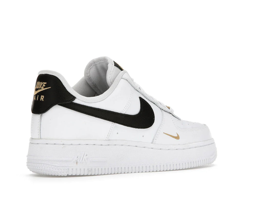 Nike Air Force 1 Low '07 Essential Weiß Schwarz Gold Mini Swoosh (Damen)